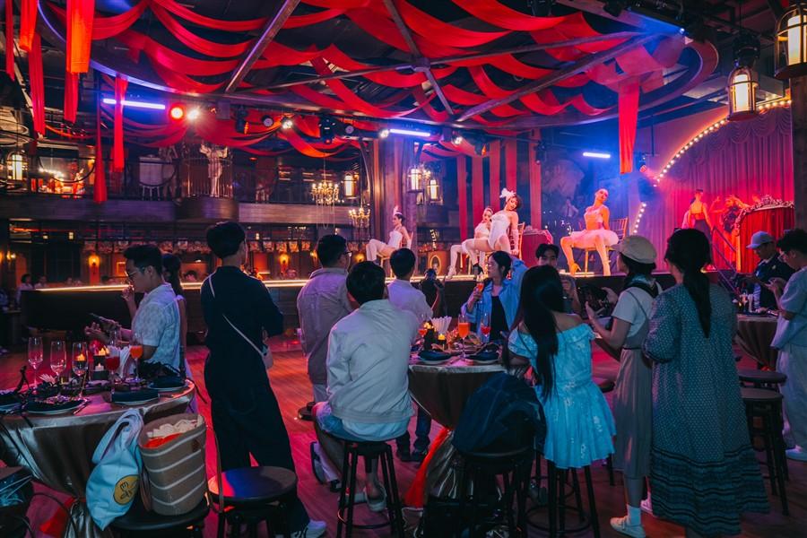 Đà Nẵng: Cận cảnh bên trong show diễn đắt khách “After Glow” tại Ba Na Hills - 3