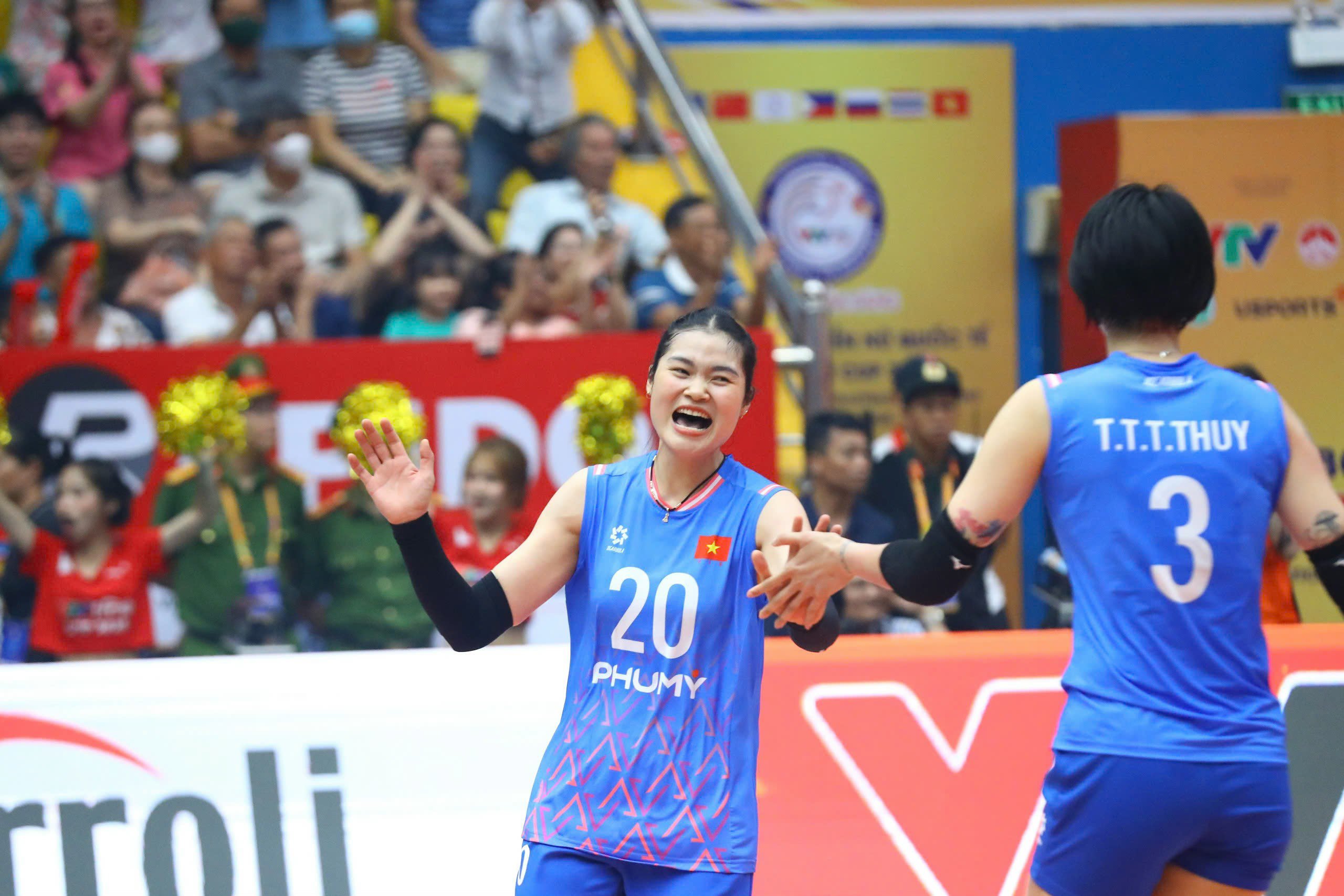 Trực tiếp bóng chuyền ĐT nữ Việt Nam - Korabelka: Đội khách giành chiến thắng chung cuộc (VTV Cup) (Kết thúc) - 3