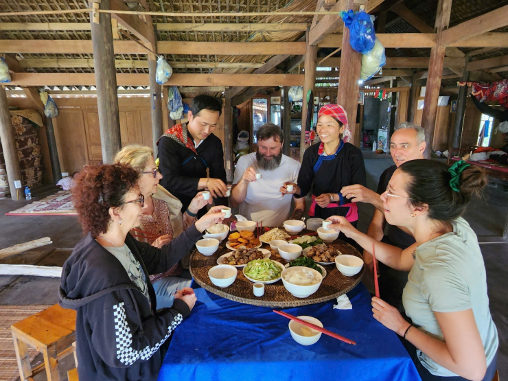 Bản Liền xanh mướt ở Lào Cai gây sốt, nhiều homestay kín lịch đặt phòng - 8