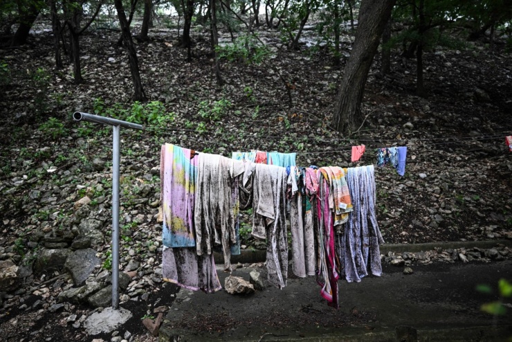 Cảnh tan hoang tại trại hè Texas bị lũ quét tấn công - 3