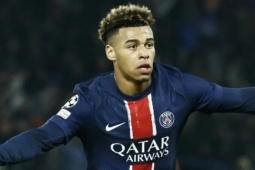  Cậu bé vàng  của nước Pháp Desire Doue đang kiếm được bao nhiêu tiền tại PSG?