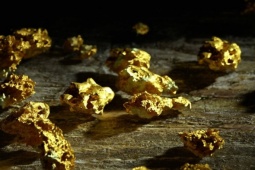 Quốc gia xuất khẩu gần 12 tỷ USD từ vàng và cái giá đắt cho giấc mộng đổi đời