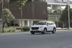 Giá xe Honda CR-V tháng 7/2025, ưu đãi 50% lệ phí trước bạ