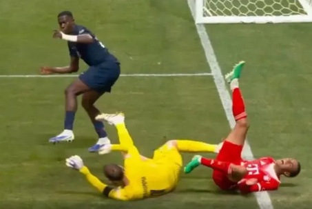 Kinh hoàng trận PSG - Bayern Munich: Musiala dính chấn thương nghiêm trọng