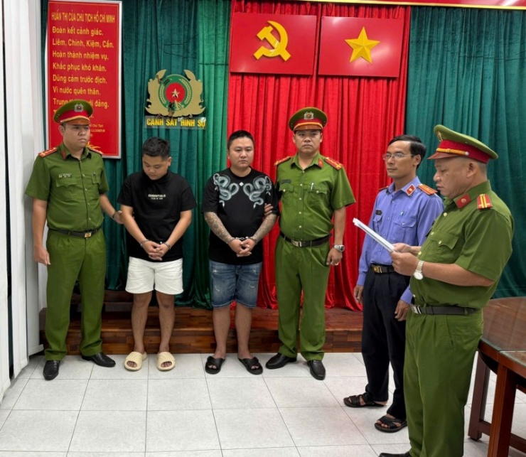 Ngô Quốc Tú, Nguyễn Vũ Hảo bị bắt giữ.