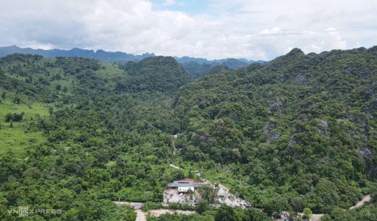 Hang động chứa vũ khí trong chiến tranh ở di sản thế giới Phong Nha - 1