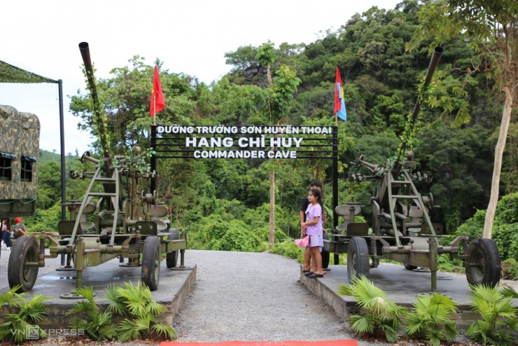 Hang động chứa vũ khí trong chiến tranh ở di sản thế giới Phong Nha - 2