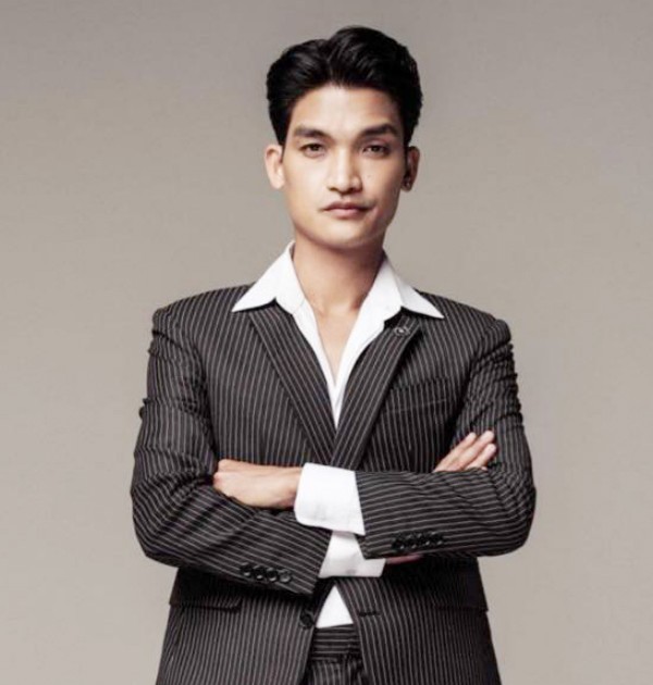 Mạc Văn Khoa.