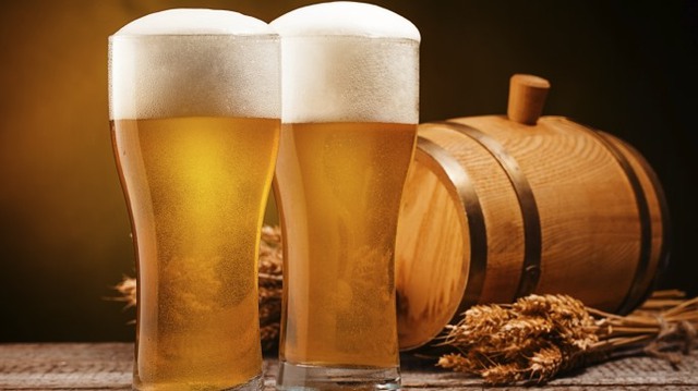 Uống nhiều rượu bia có thể gây ngộ độc...