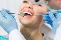 Răng khôn  ' mọc dại ' : Khi nào thì bắt buộc phải nhổ?