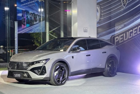 Cận cảnh Peugeot 408 giới hạn 215 chiếc tại Việt Nam