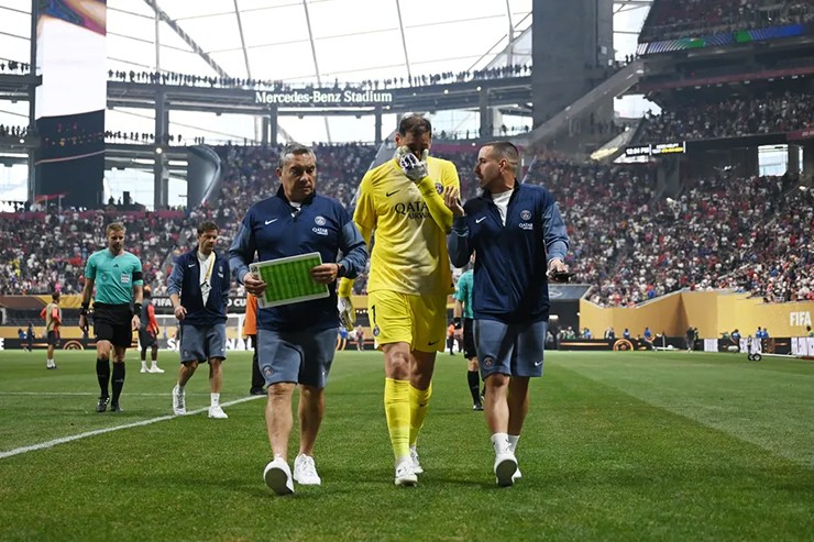 Donnarumma phải nhờ tới&nbsp;sự giúp đỡ từ chuyên gia tâm lý Joaquin Valdes của PSG