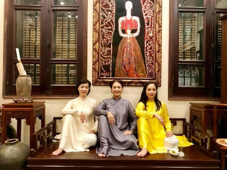 3 chị em nổi danh làng nghệ thuật: NSND Lê Khanh - NSƯT Lê Vân - NSƯT Lê Vi. Ảnh: FBNV.