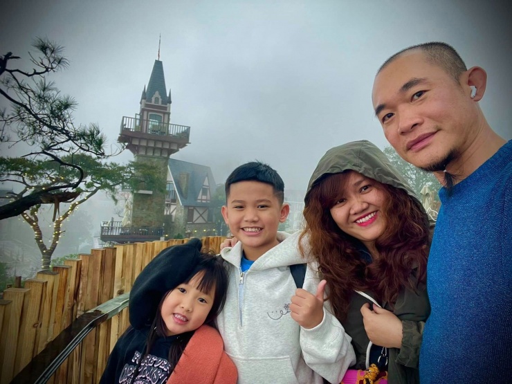 Nhiều nghệ sĩ Việt bàng hoàng trước sự ra đi của cả gia đình anh Đức Dũng. 