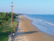 Bãi biển hoang sơ cách Hà Nội 3 giờ lái xe, cảnh đẹp tự nhiên, hải sản tươi ngon