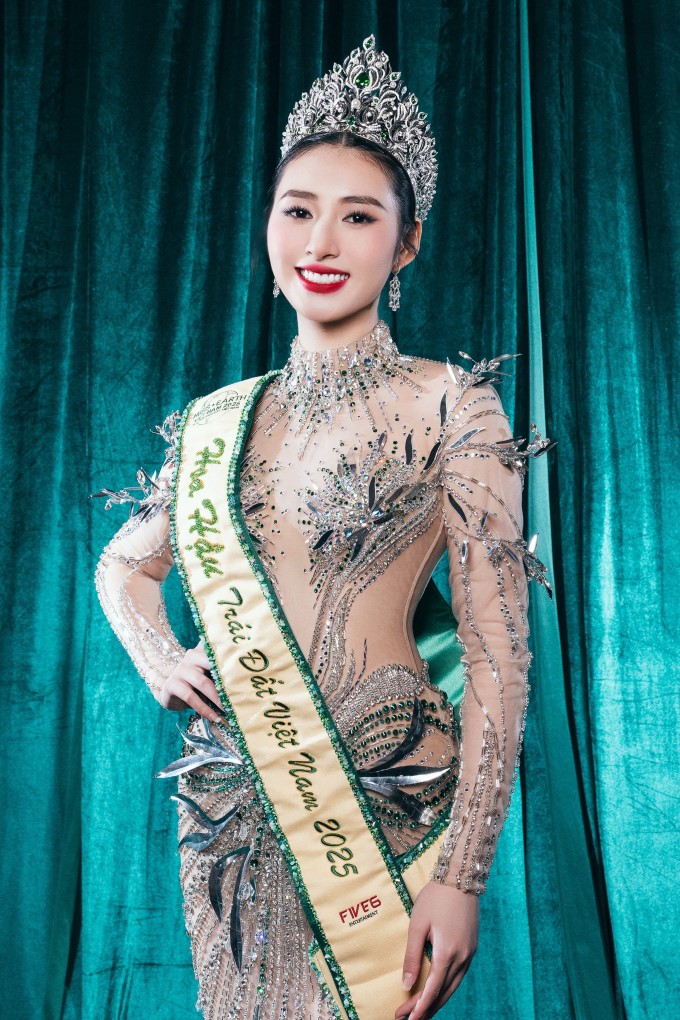 Hoa hậu Trâm Anh.