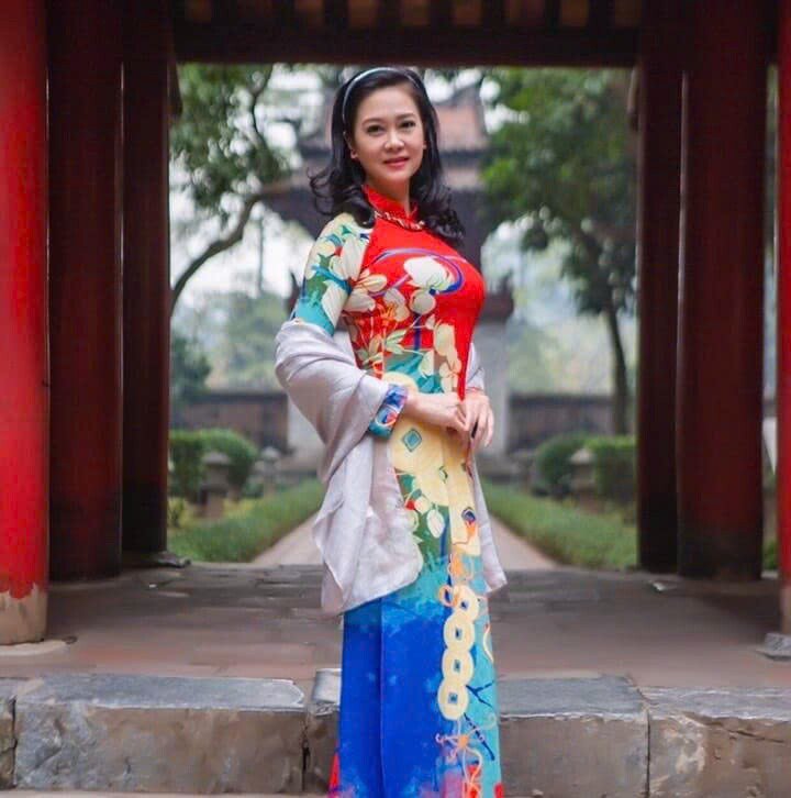 "Cô vợ" ăn ý của Xuân Hinh: Là 1 trong tứ đại mỹ nhân làng chèo nức tiếng, bỗng "mất hút" khỏi showbiz - 5