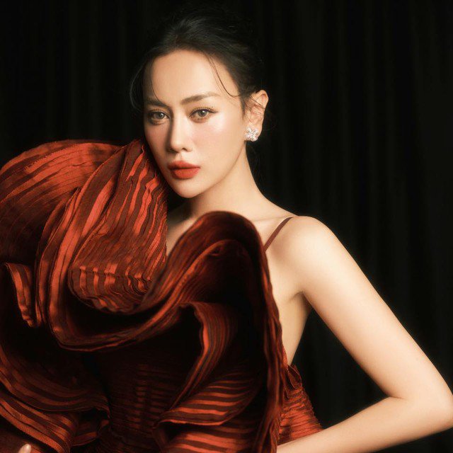 Phương Oanh đã lên tiếng về thông tin bịa đặt cô được chồng đại gia cho 1 tỷ tiêu vặt".
