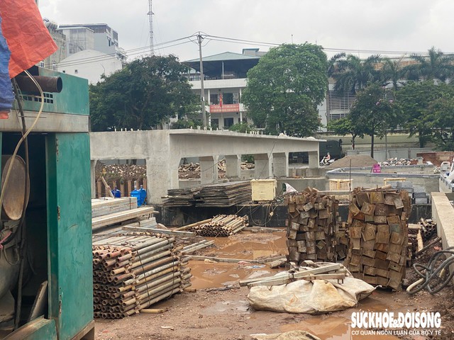 Công trình hiện đã hoàn thành khoảng hơn 70% khối lượng.