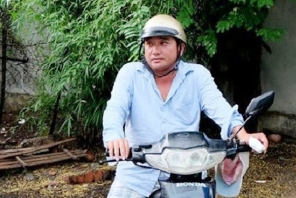 Từ bỏ nghiệp diễn, Phùng Ngọc bôn ba với đủ thứ nghề cơ cực.