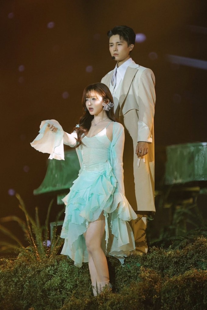 Chuyện tình Bích Phương - Tăng Duy Tân trở thành một trong các điểm nhấn ở livestage 2 của 'Em xinh say hi'.