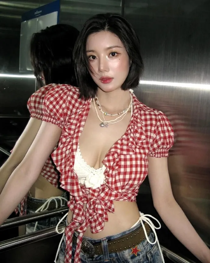 Ranh giới giữa quyến rũ và phản cảm - 2