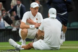 Sinner từ chối  " nhận chiến thắng " , vì sao thua 2 set trước Dimitrov ở Wimbledon?