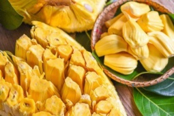 Ăn vải, mít có  ' nóng '  không? Bà nội trợ tranh cãi, chuyên gia lên tiếng