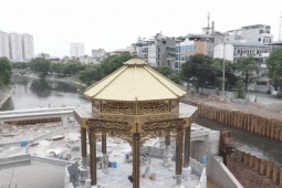  ' Lạ mắt '  kiến trúc đập dâng đầu tiên trên sông Tô Lịch sắp hoàn thành