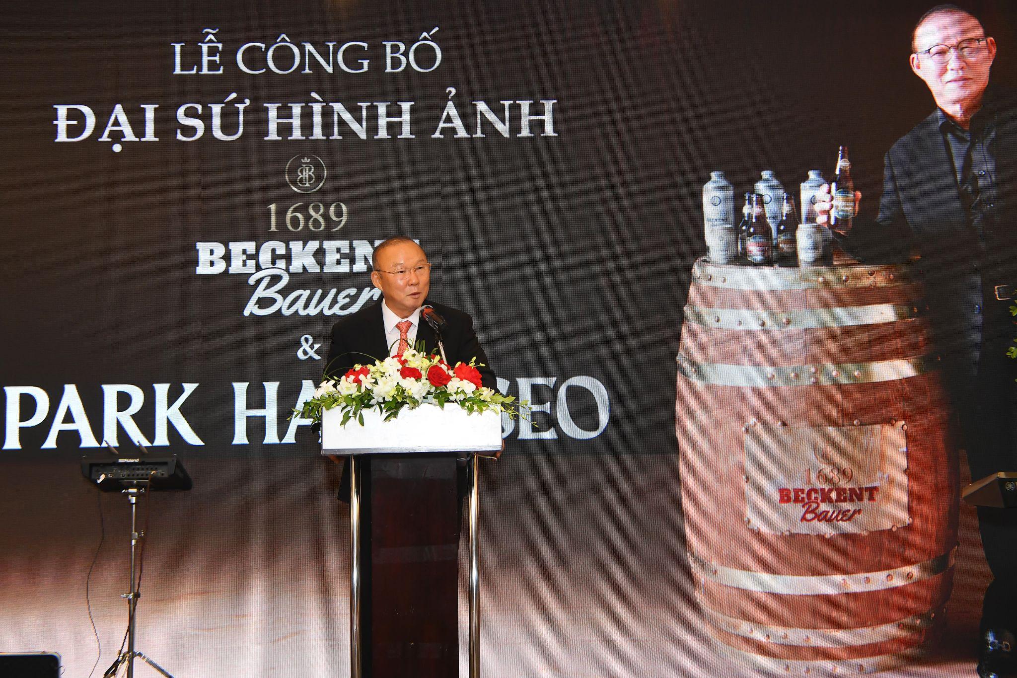 HLV Park Hang Seo phát biểu tại Lễ công bố Đại sứ hình ảnh thương hiệu 1689 BECKENT BAUER