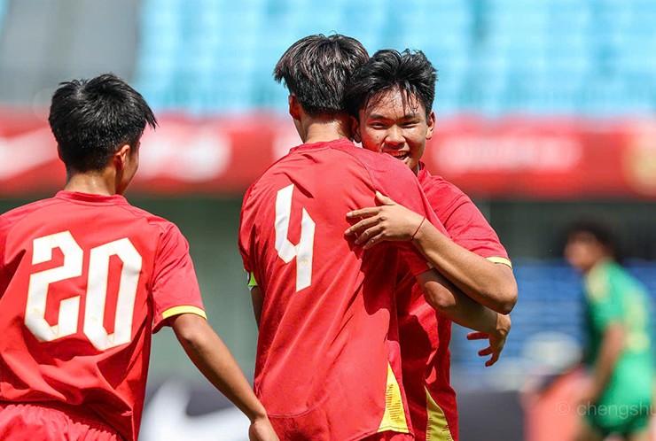 Quang Khôi từng tỏa sáng trong màu áo U16 Việt Nam.