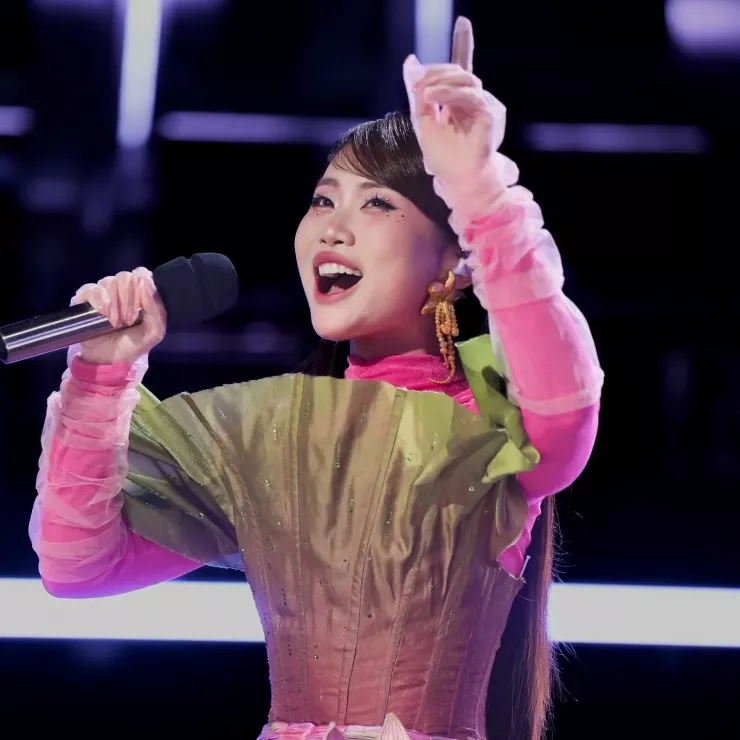 Phương Mỹ Chi trong chương trình Sing! Asia đang là hắc mã trên trận địa trending YouTube Việt Nam. Ảnh: FBNV. Phương Mỹ Chi trong chương trình Sing! Asia đang là hắc mã trên trận địa trending YouTube Việt Nam. Ảnh: FBNV.
