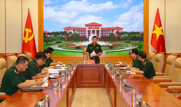 Thượng tướng Hoàng Xuân Chiến chủ trì cuộc họp. Ảnh: MOD