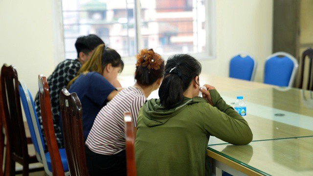 Cơ quan CSĐT – CATP Hà Nội đã ra lệnh giữ người trong trường hợp khẩn cấp, lệnh bắt người bị giữ trong trường hợp khẩn cấp và quyết định tạm giữ hình sự đối với các đối tượng trên.