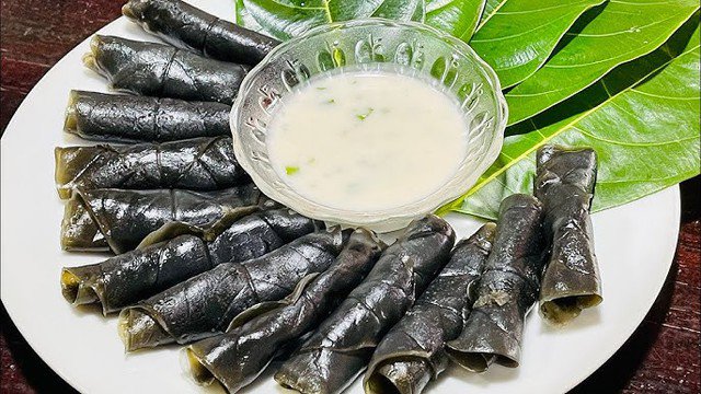 Loại lá xưa mọc ở bờ bụi nay thành đặc sản, chế biến thành nhiều món ngon - 4