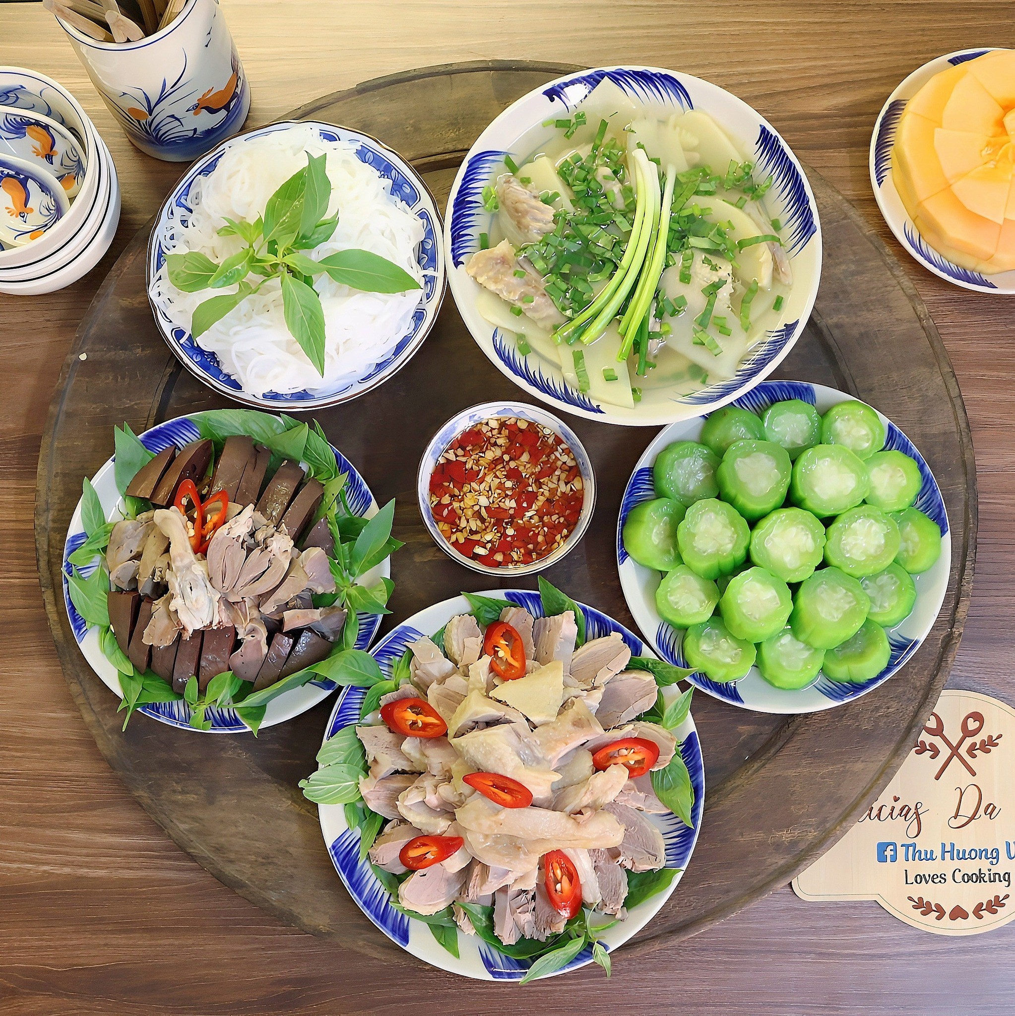 Ngan dé luộc - Canh măng tiết ngan - Mướp hương luộc