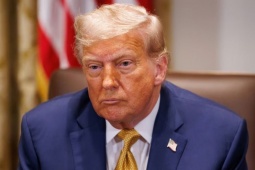 CNN công bố đoạn ghi âm ông Trump cảnh báo ông Putin