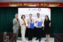 Trường Đại học Trưng Vương nhận Bằng khen của UBND tỉnh Vĩnh Phúc vì thành tích xuất sắc năm học 2024–2025