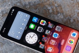 Giá iPhone 14 Pro Max, iPhone 15 Pro Max, iPhone 16 Pro Max mới nhất giảm sốc, rẻ chưa từng có, cực dễ mua dù iPhone 17 sắp ra