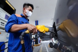 Kinh tế 24h: Giá xăng ngày mai có thể tăng trở lại