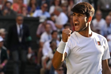 Alcaraz hài lòng, Sabalenka 