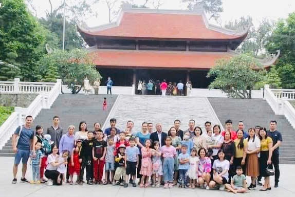Đại gia đình chi 200 triệu, đưa 60 người vi vu khắp Quảng Trị - 11