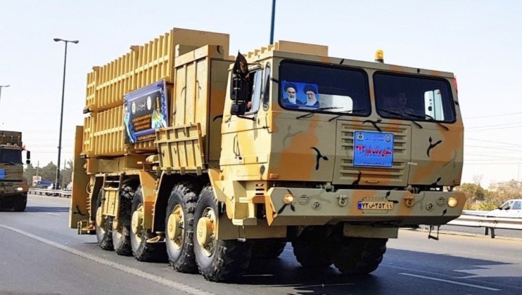 Xe phóng tên lửa phòng không Bavar 373 do Iran sản xuất. Ảnh: Military Watch.