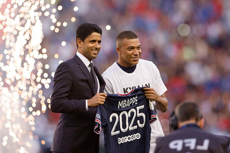 Mbappe rút đơn kiện PSG