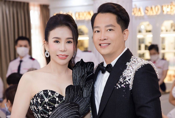 Vợ chồng "trùm thẩm mỹ viện" Mailisa - Hoàng Kim Khánh.