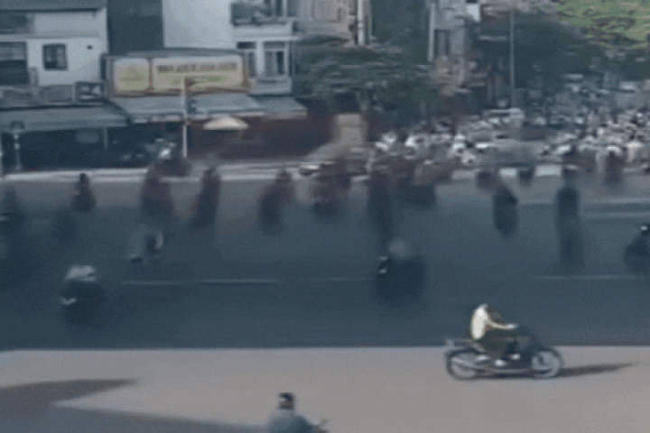 Ô tô đâm hàng loạt xe máy ở Trần Đại Nghĩa - Đại La: Một người tử vong