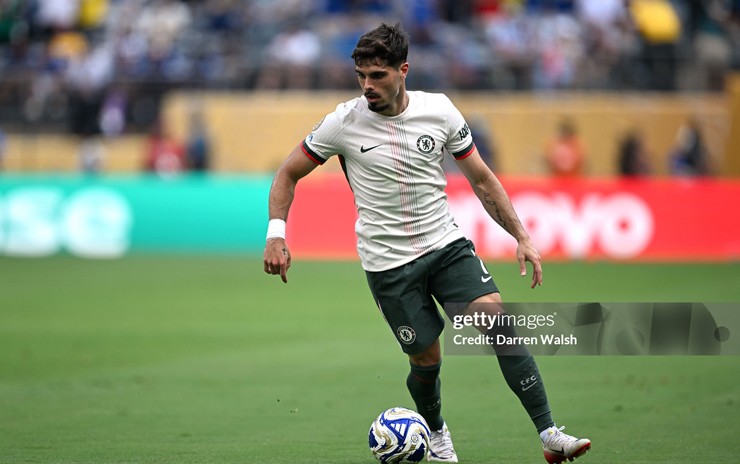 Mặc dù gặp không&nbsp;ít khó khăn nhưng Chelsea vẫn vượt qua được vòng bảng&nbsp;