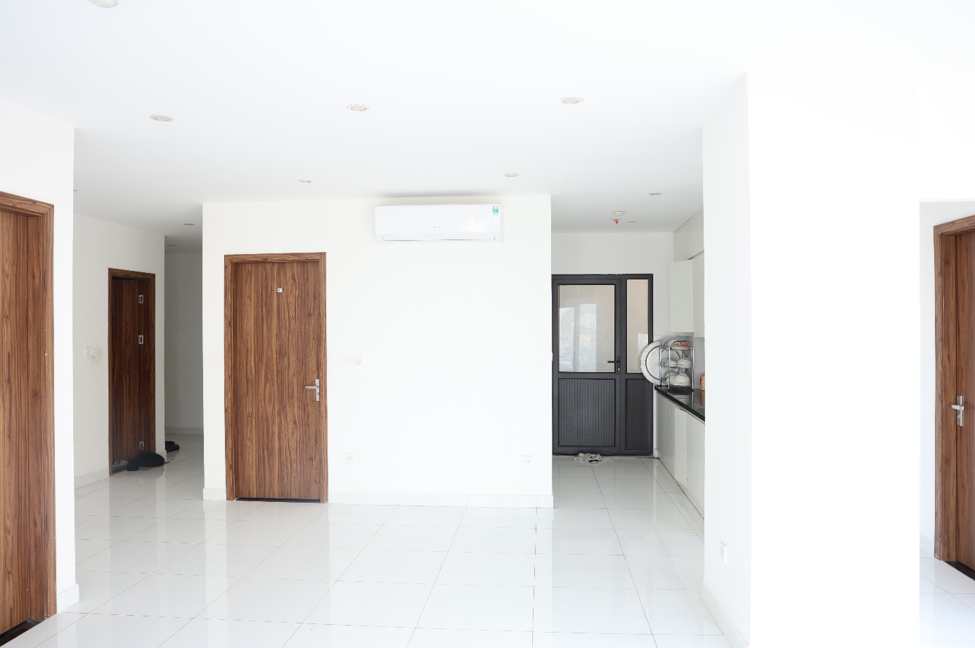 Trường Đại học Trưng Vương nhận Bằng khen của UBND tỉnh Vĩnh Phúc vì thành tích xuất sắc năm học 2024–2025 - 6