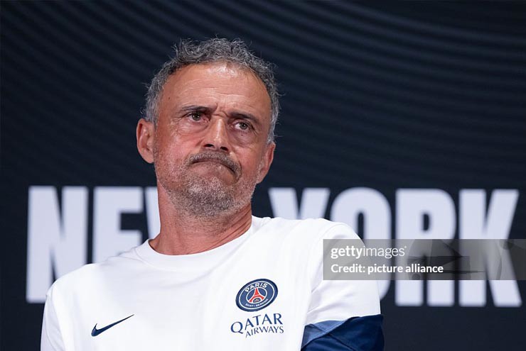 HLV Enrique không muốn nói nhiều về Mbappe