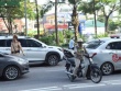 Xe máy 'lạc' làn phải đi lùi trên đường Võ Chí Công ngày đầu phân làn cứng